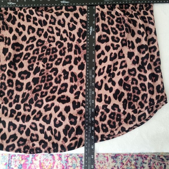 Torrid Leopard Georgette Bow Tie Blouse Size‎ 2 2X - Picture 8 of 8